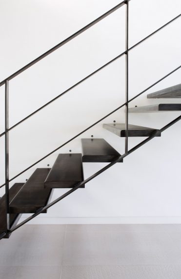 StoneHouse-L3